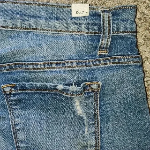 KanCan Medium Stone Wash Denim Shorts - Picture 6 of 8